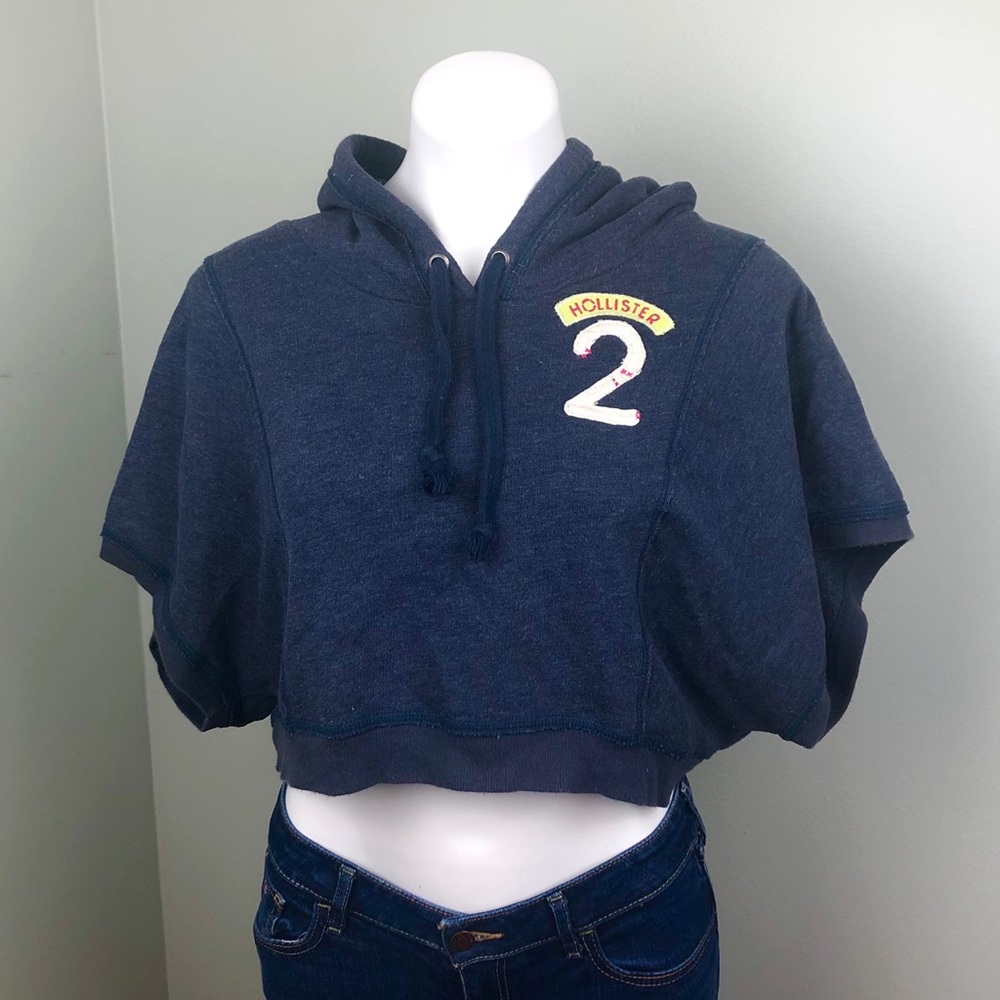 🆕 Hollister Bishop Sleeve Sweatshirt